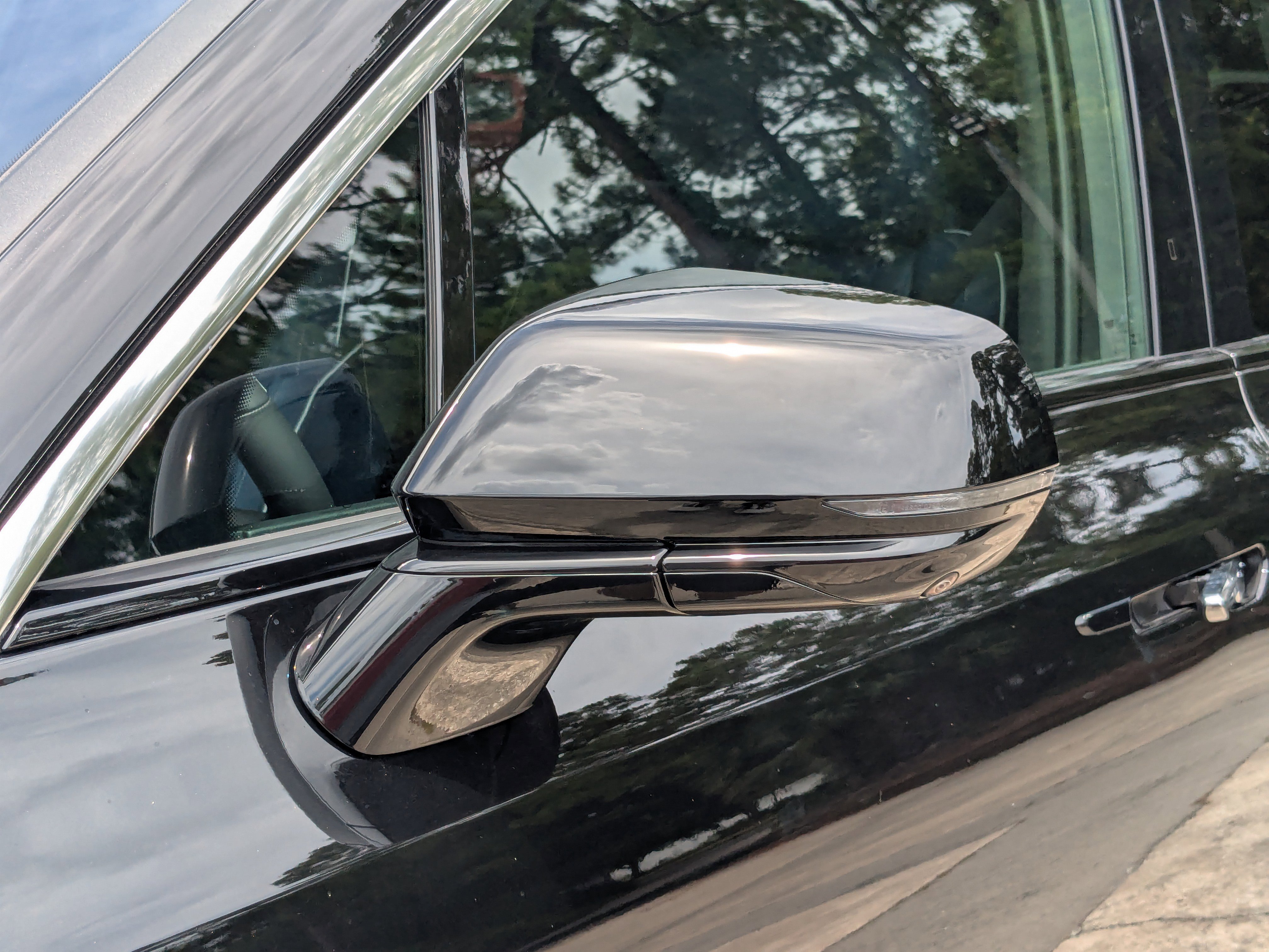 New 2026 Cadillac Vistiq Premium Luxury w/ LPO, Floor Liner Package image 26