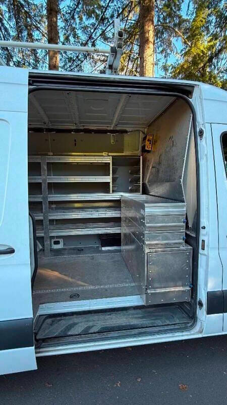 Used 2019 Mercedes-Benz Sprinter 144 image 21