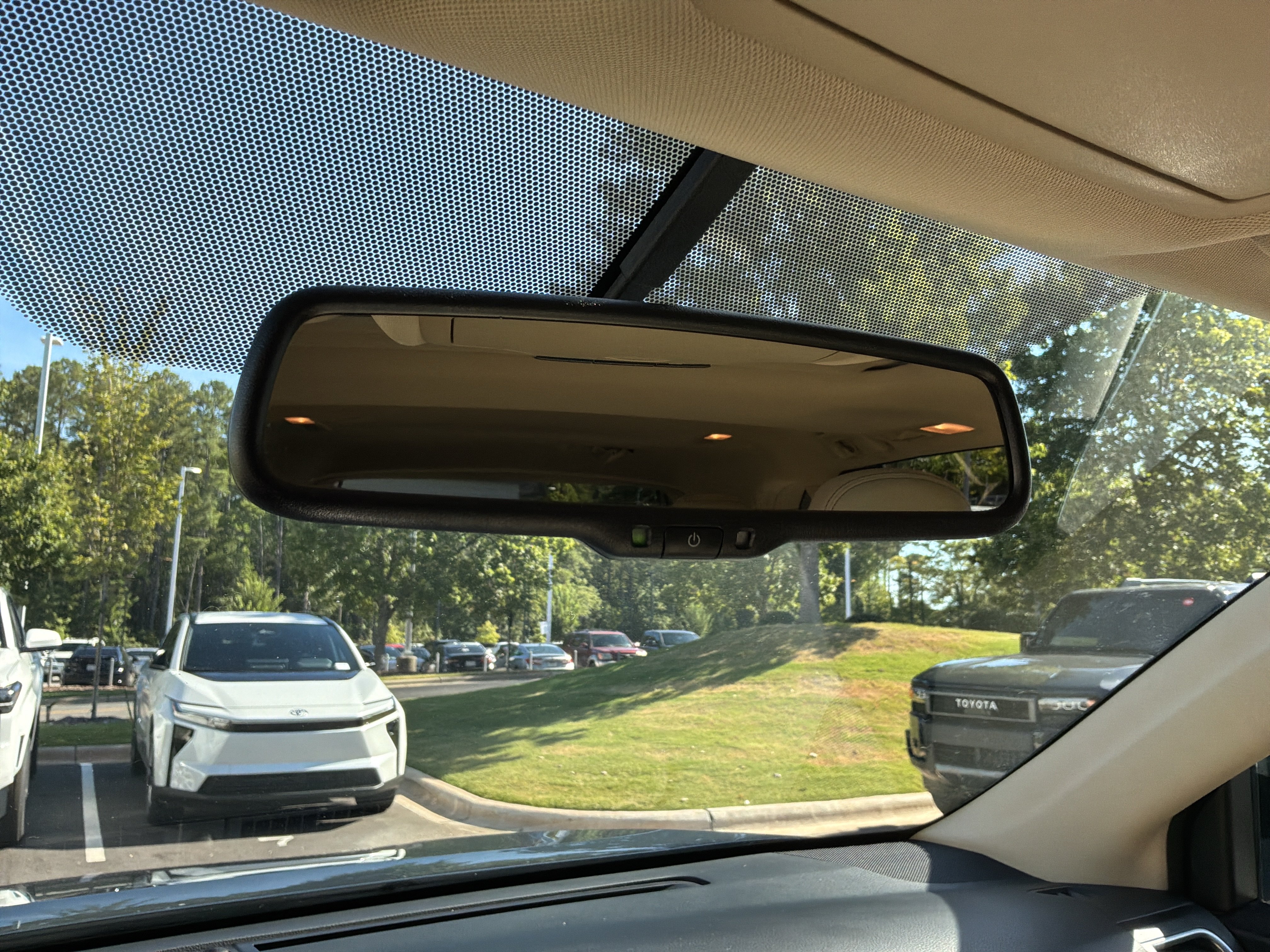 Used 2015 Toyota Highlander XLE AWD/4WD image 27
