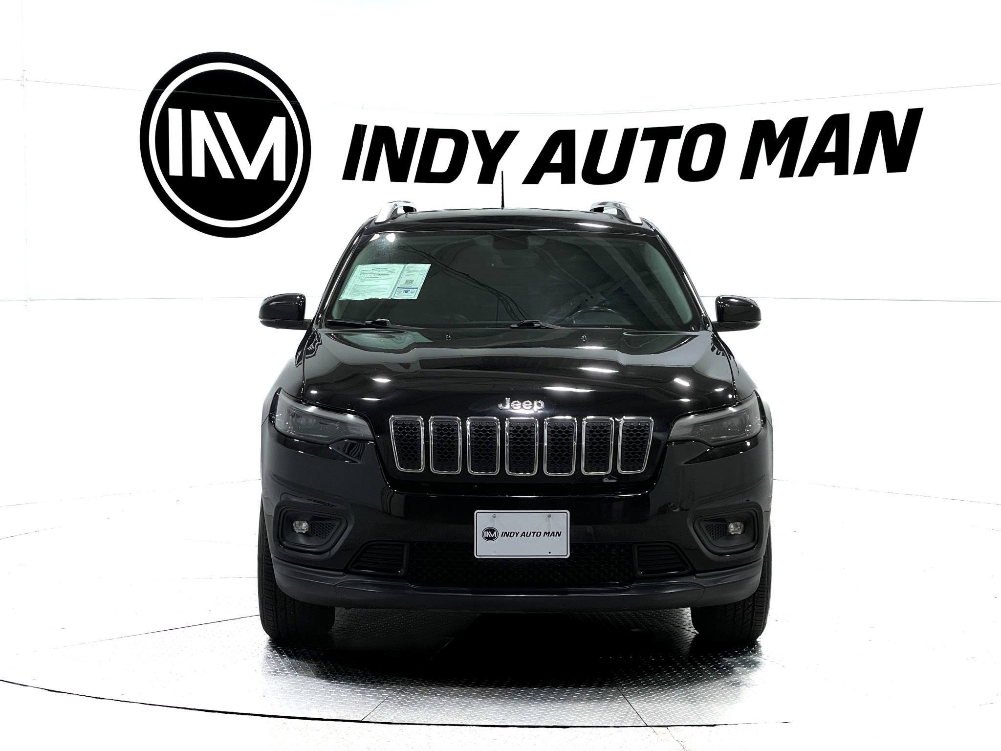 Used 2019 Jeep Cherokee Latitude Plus w/ Comfort/Convenience Group AWD/4WD image 9