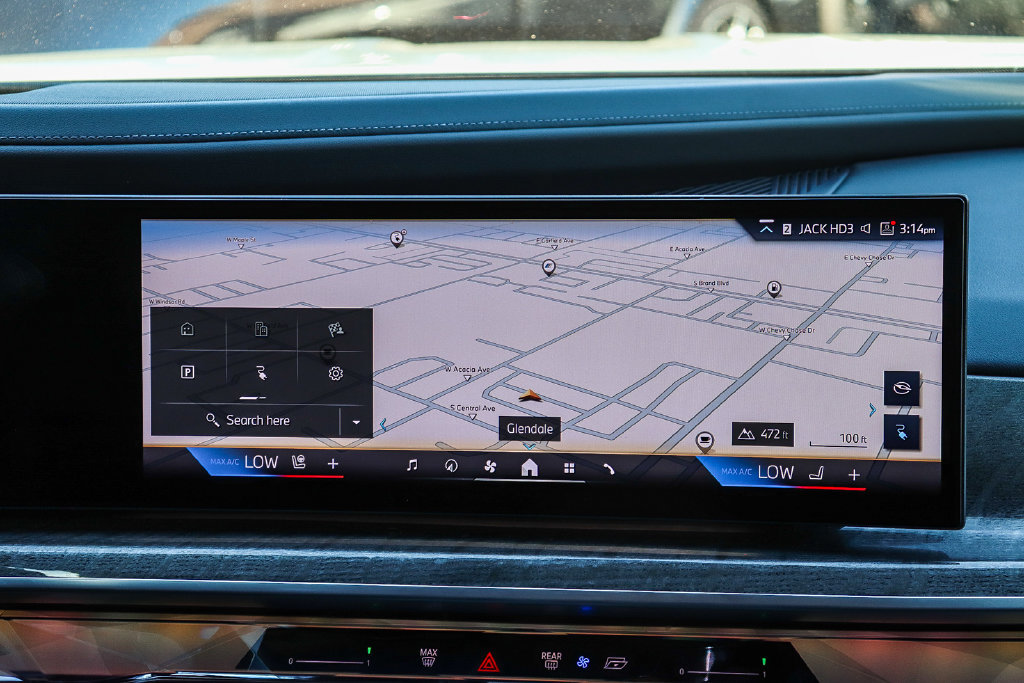 Certified 2024 BMW i7 xDrive60 AWD/4WD image 14