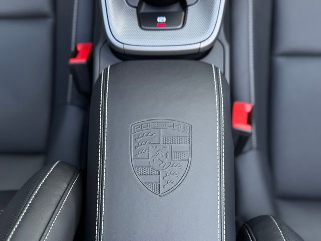 New 2026 Porsche 911 Carrera 4S image 32