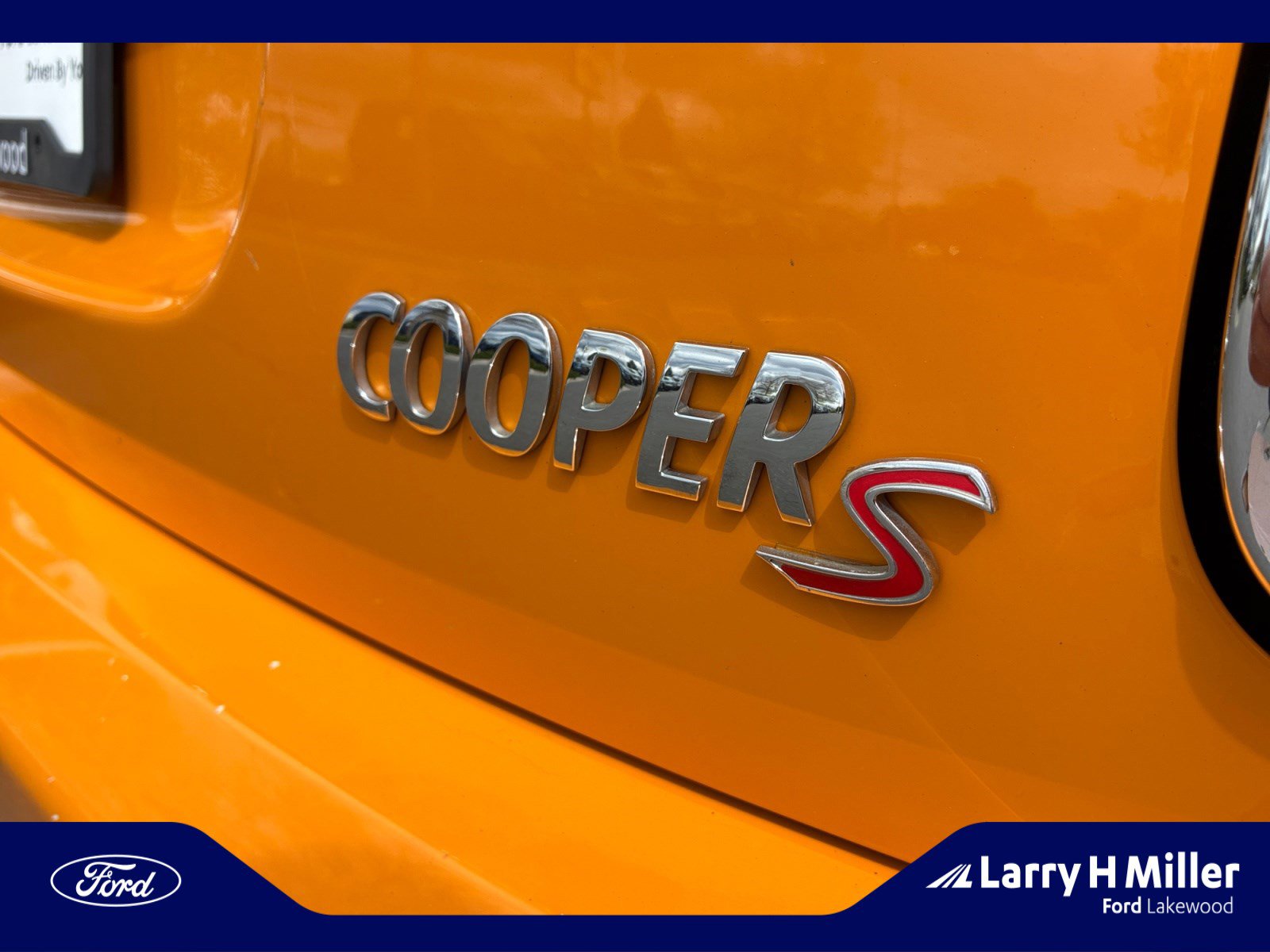 Used 2016 MINI Cooper 4-Door Hardtop image 24