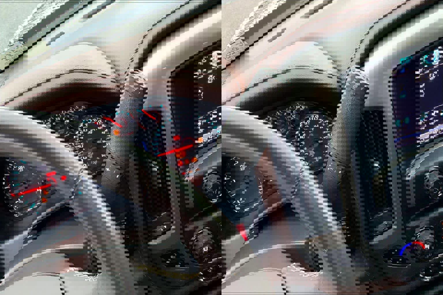 Used 2018 Chevrolet Silverado 3500 High Country w/ Duramax Plus Package image 16