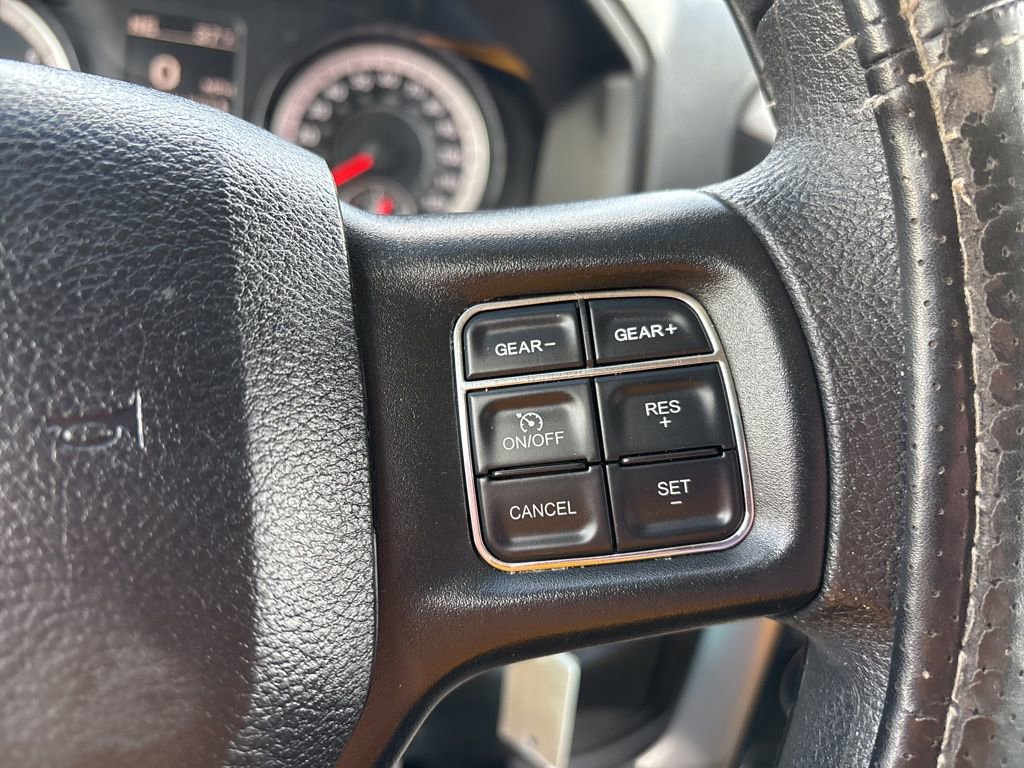 Used 2018 RAM 1500 Classic SLT image 25