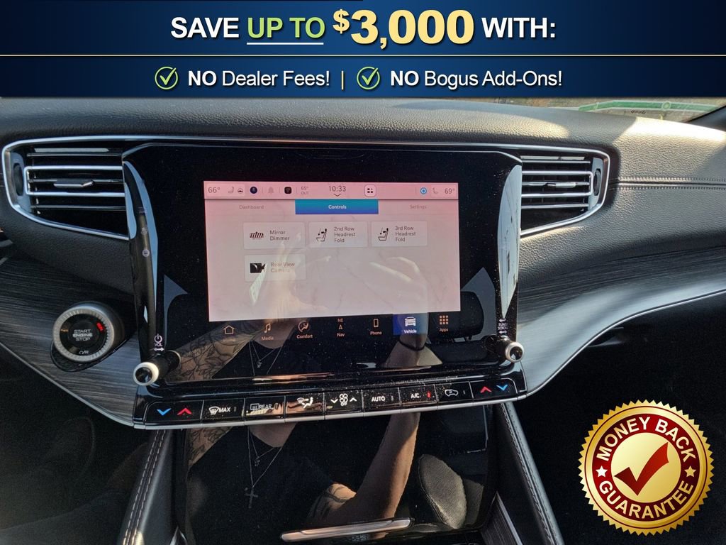 Used 2024 Jeep Wagoneer L Series III w/ Flexible Seating Group image 26