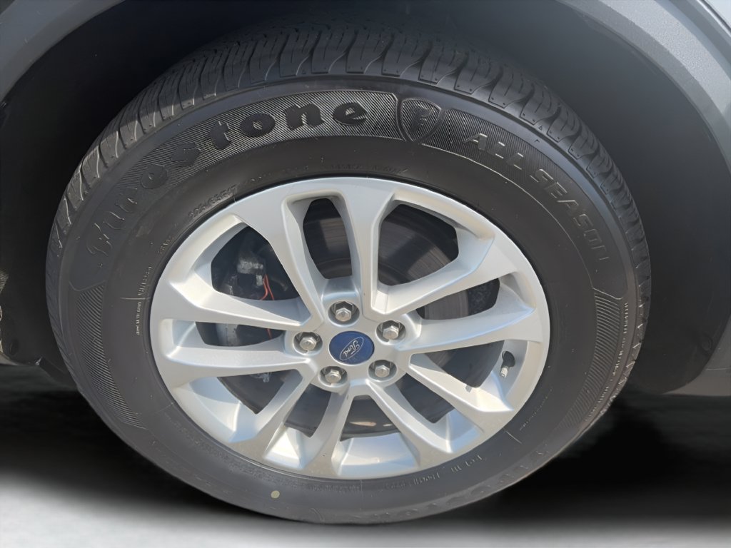 Used 2022 Ford Escape SE w/ Cold Weather Package FWD image 31