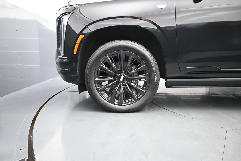 Used 2025 Cadillac Escalade Sport w/ LPO, ONYX Package AWD/4WD image 6