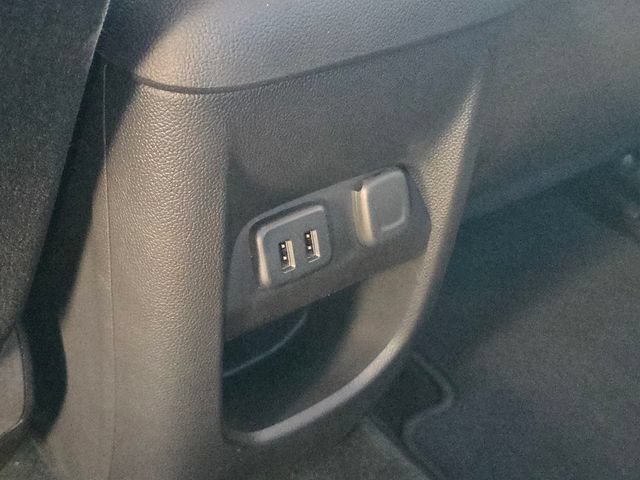 Used 2016 Chevrolet Colorado LT w/ LT Convenience Package RWD image 14