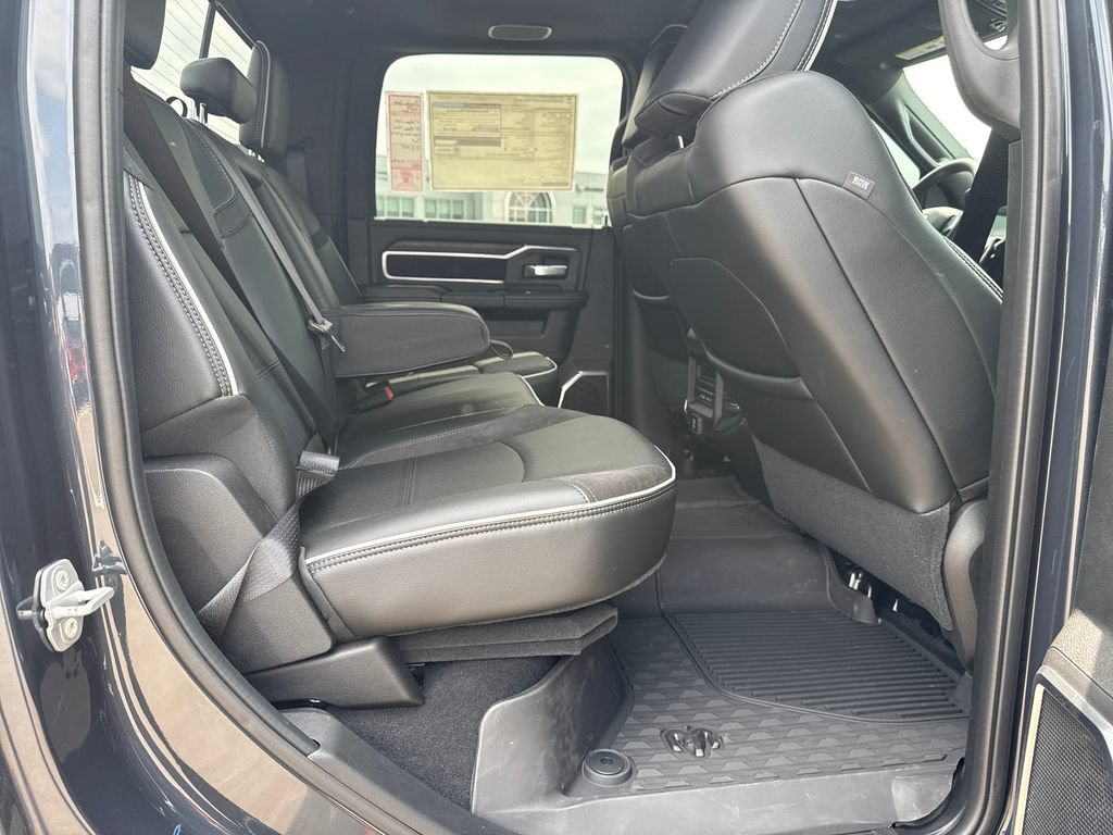 New 2026 RAM 2500 Laramie w/ Night Edition AWD/4WD image 31