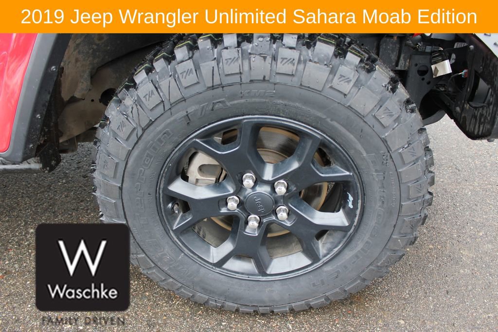 Used 2019 Jeep Wrangler Unlimited Sahara w/ Quick Order Package 24M Moab image 14