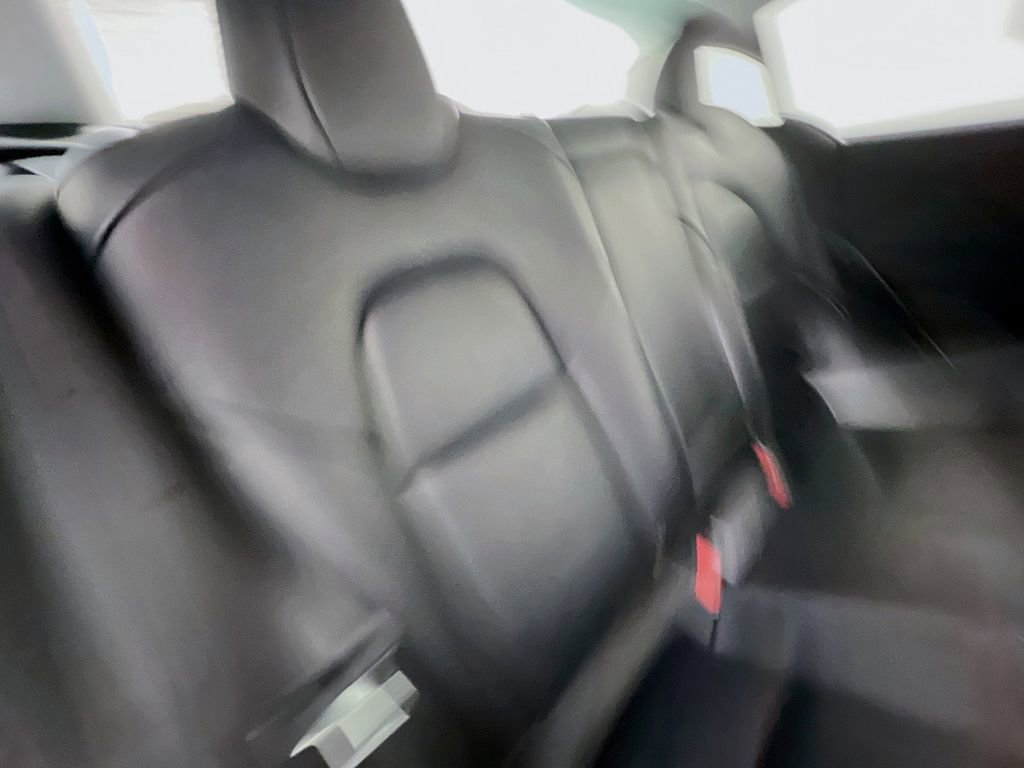 Used 2021 Tesla Model 3 Standard Range Plus image 24