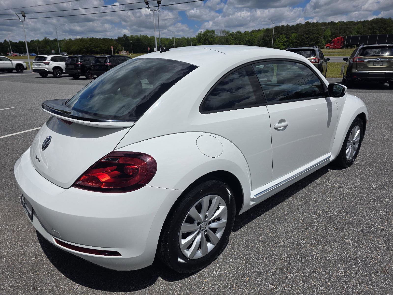 Used 2019 Volkswagen Beetle 2.0T S FWD image 5