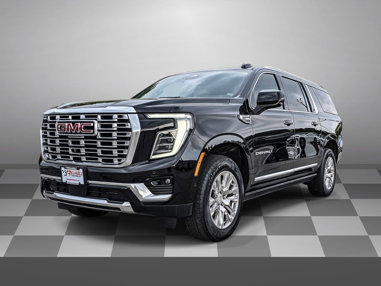 Certified 2025 GMC Yukon XL Denali w/ Sun & Power Step Package AWD/4WD image 3