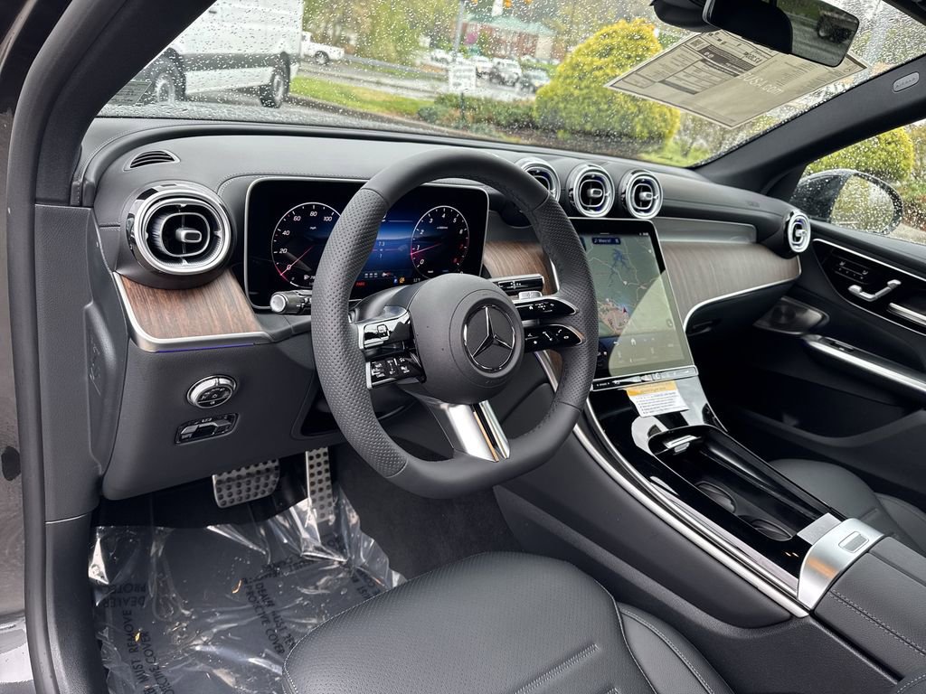 New 2025 Mercedes-Benz GLC 300 image 13