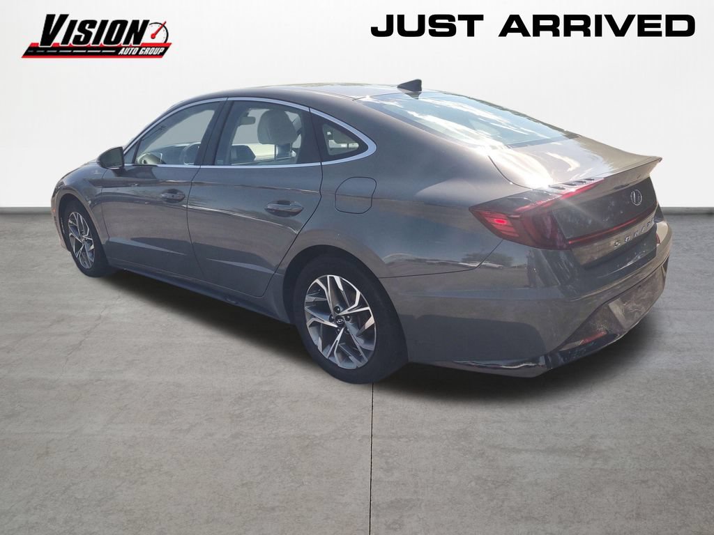 Used 2023 Hyundai Sonata SEL FWD image 3