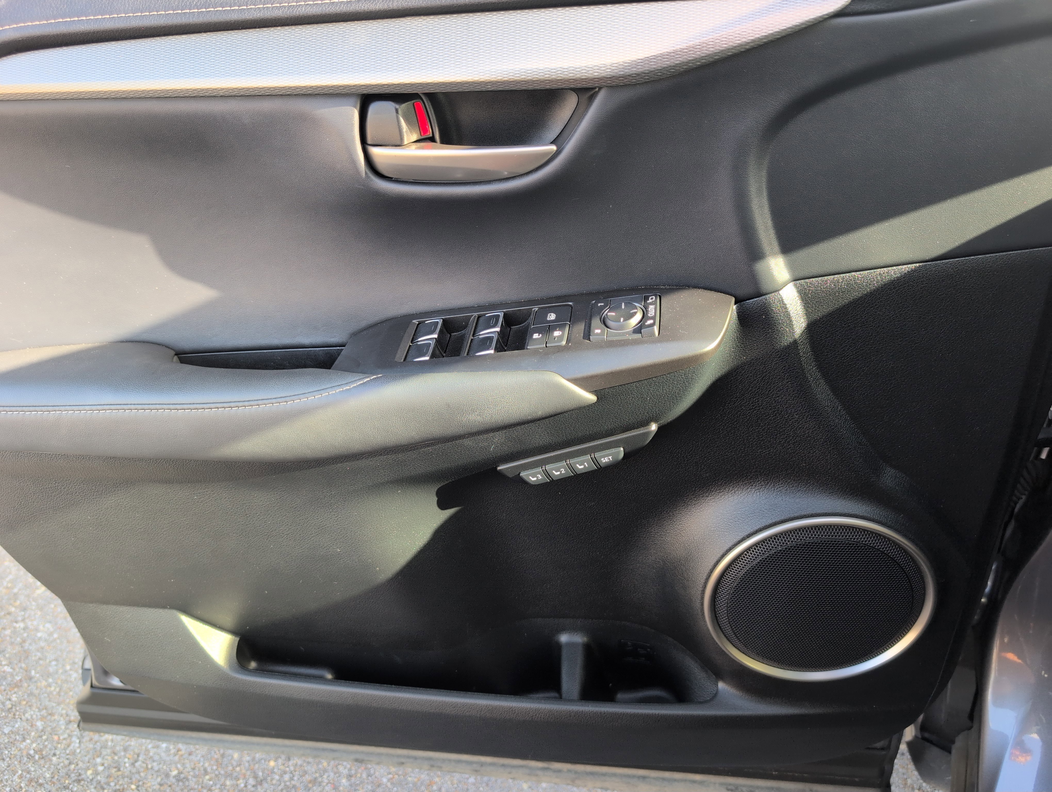 Used 2021 Lexus NX 300 F Sport w/ F Sport Premium Package FWD image 15