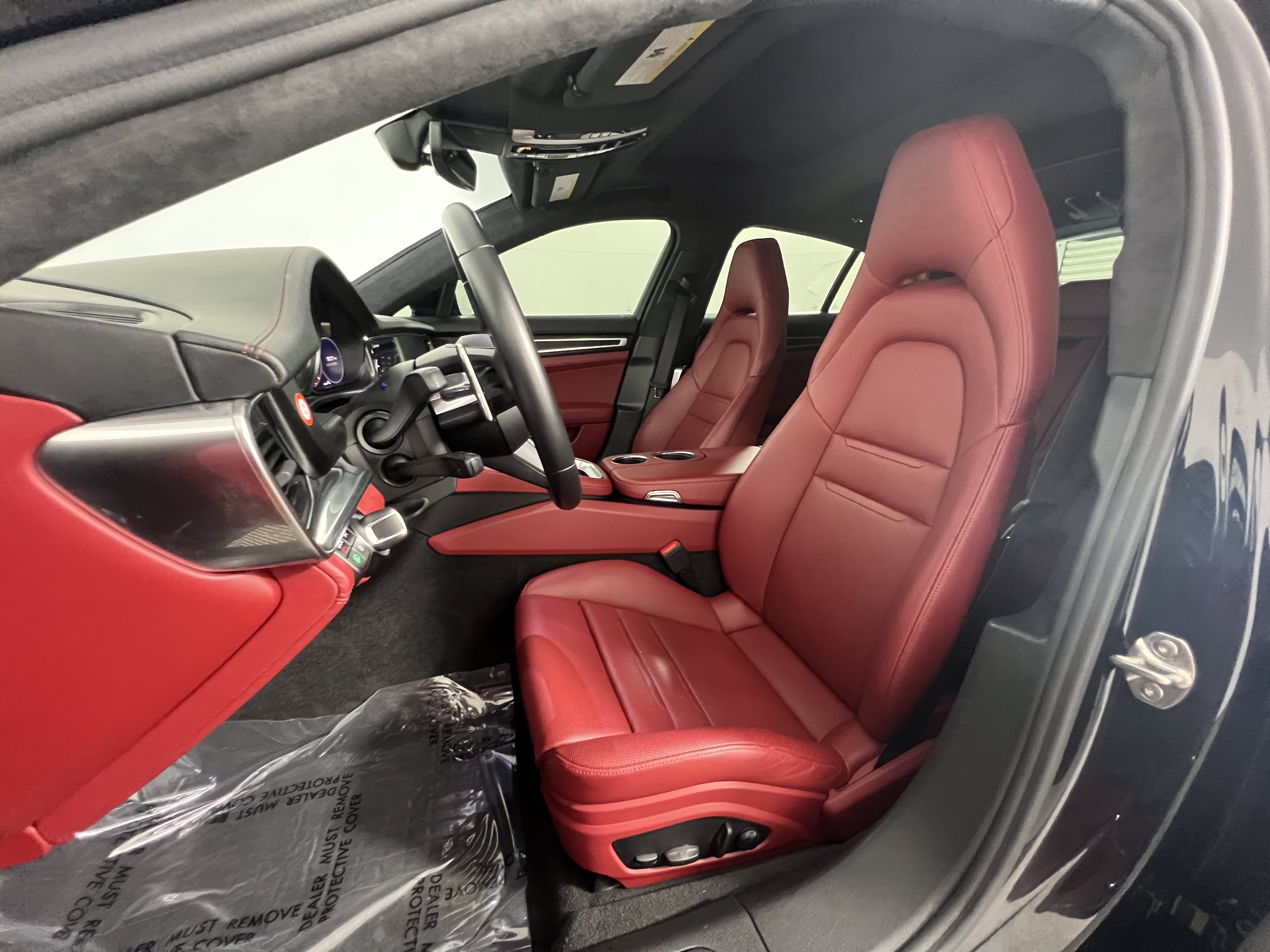 Certified 2023 Porsche Panamera 4 AWD/4WD image 5