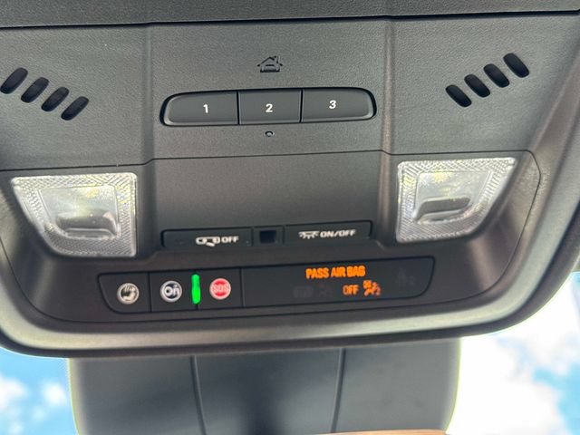 Certified 2024 Cadillac XT4 Luxury w/ Cold Weather Package FWD image 20