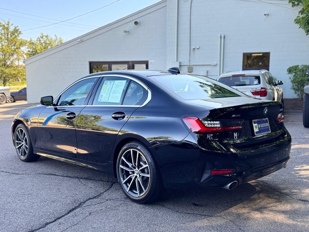 Used 2020 BMW 330i xDrive Sedan w/ Premium Package AWD/4WD image 4