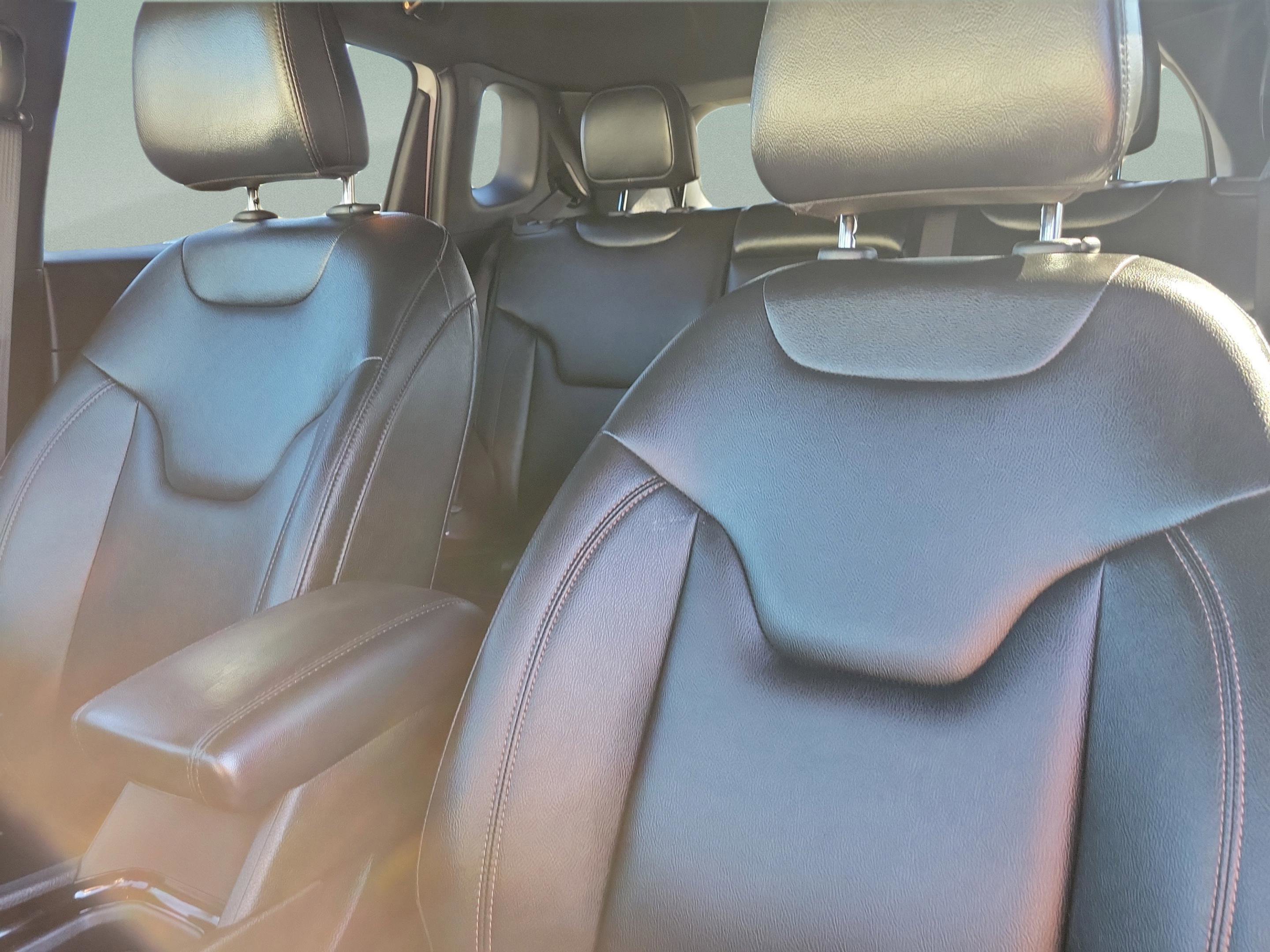 Used 2024 Jeep Compass Limited image 17