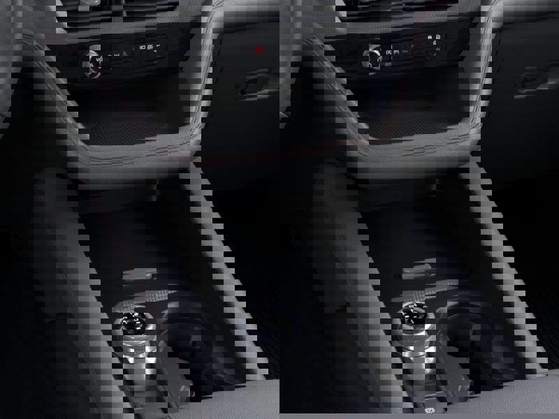 New 2025 Ford Explorer Active image 15