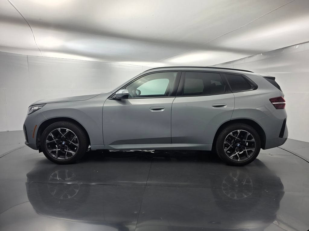 Certified 2026 BMW X3 xDrive30i w/ M Sport Package AWD/4WD image 7