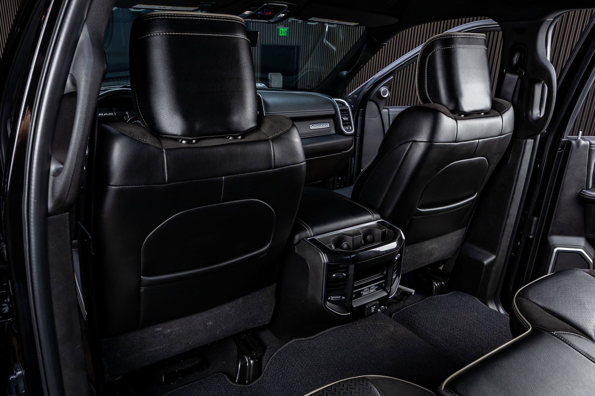 Used 2022 RAM 3500 Laramie image 33