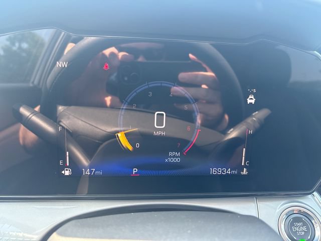 Used 2025 Chevrolet Trax LT FWD image 15