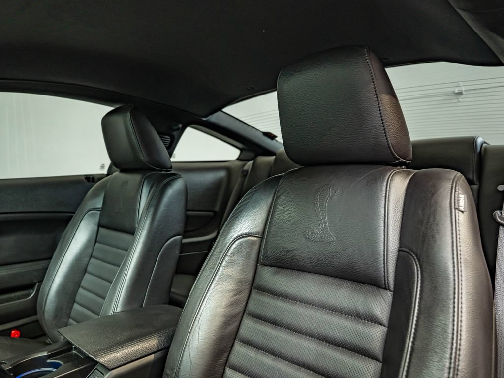 Used 2009 Ford Mustang Shelby GT500 RWD image 38