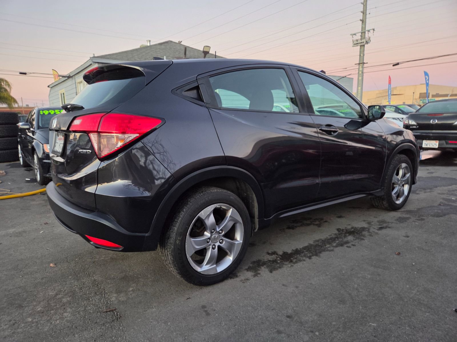 Used 2018 Honda HR-V LX image 4