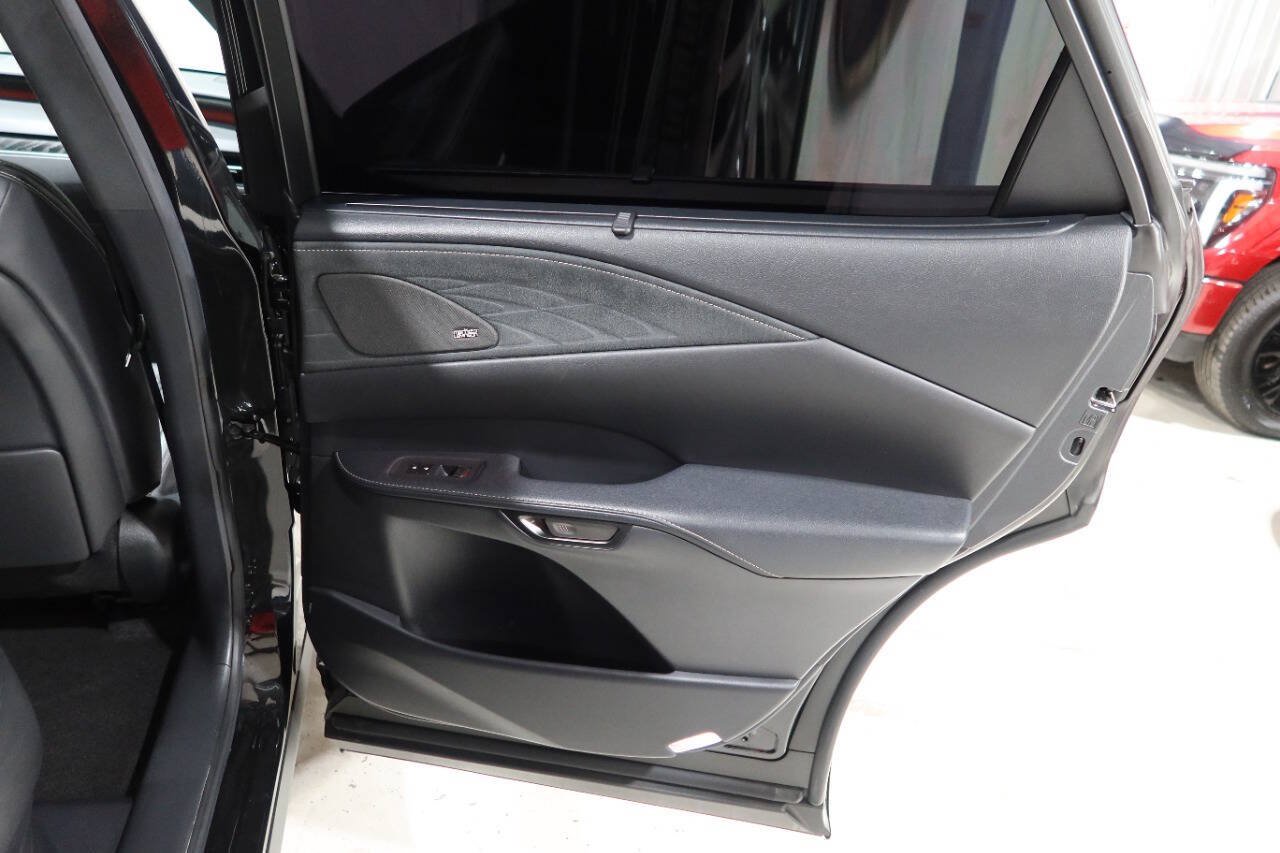 Used 2024 Lexus RX 450h AWD w/ Convenience Package image 32
