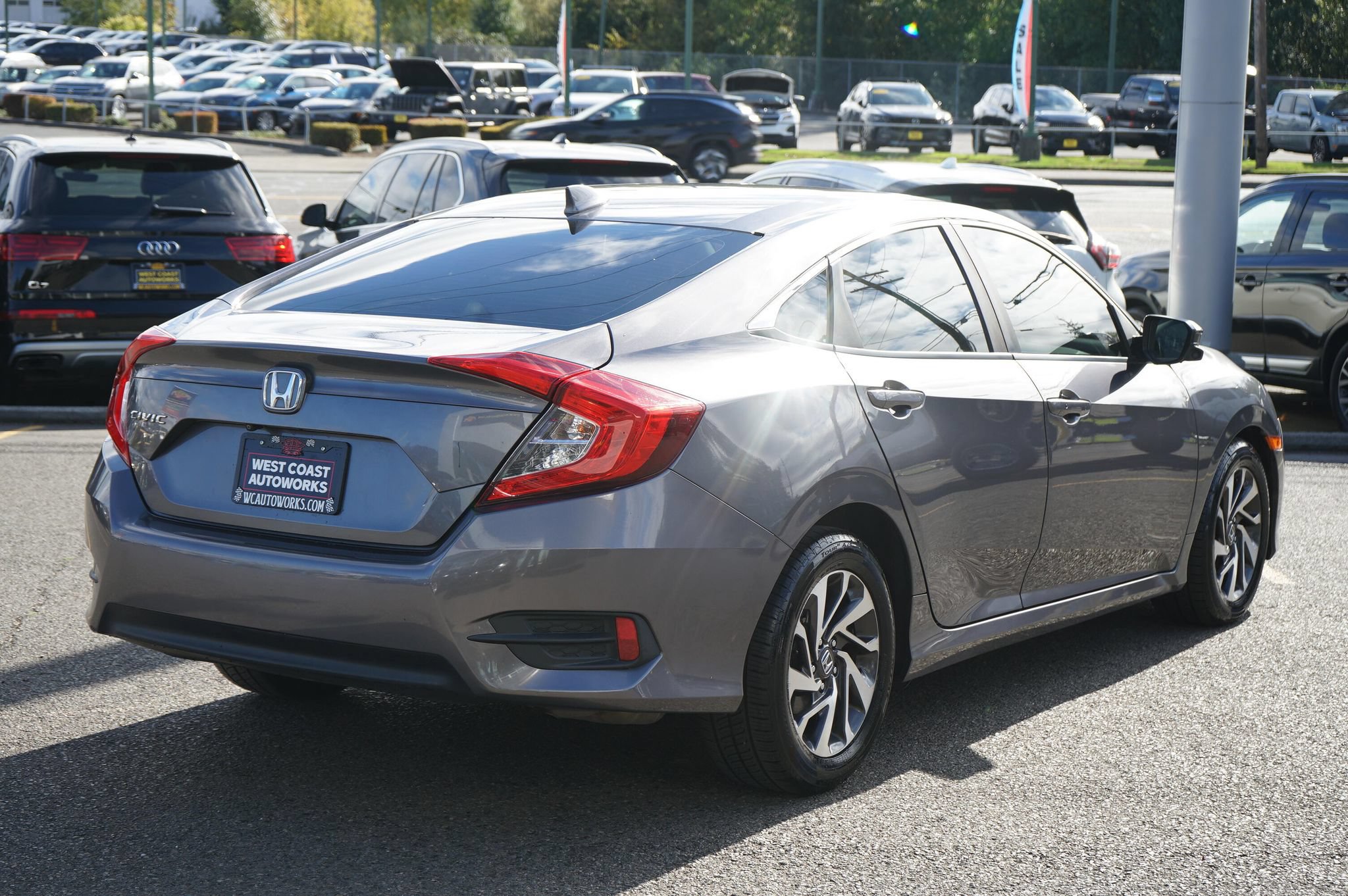 Used 2017 Honda Civic EX image 5