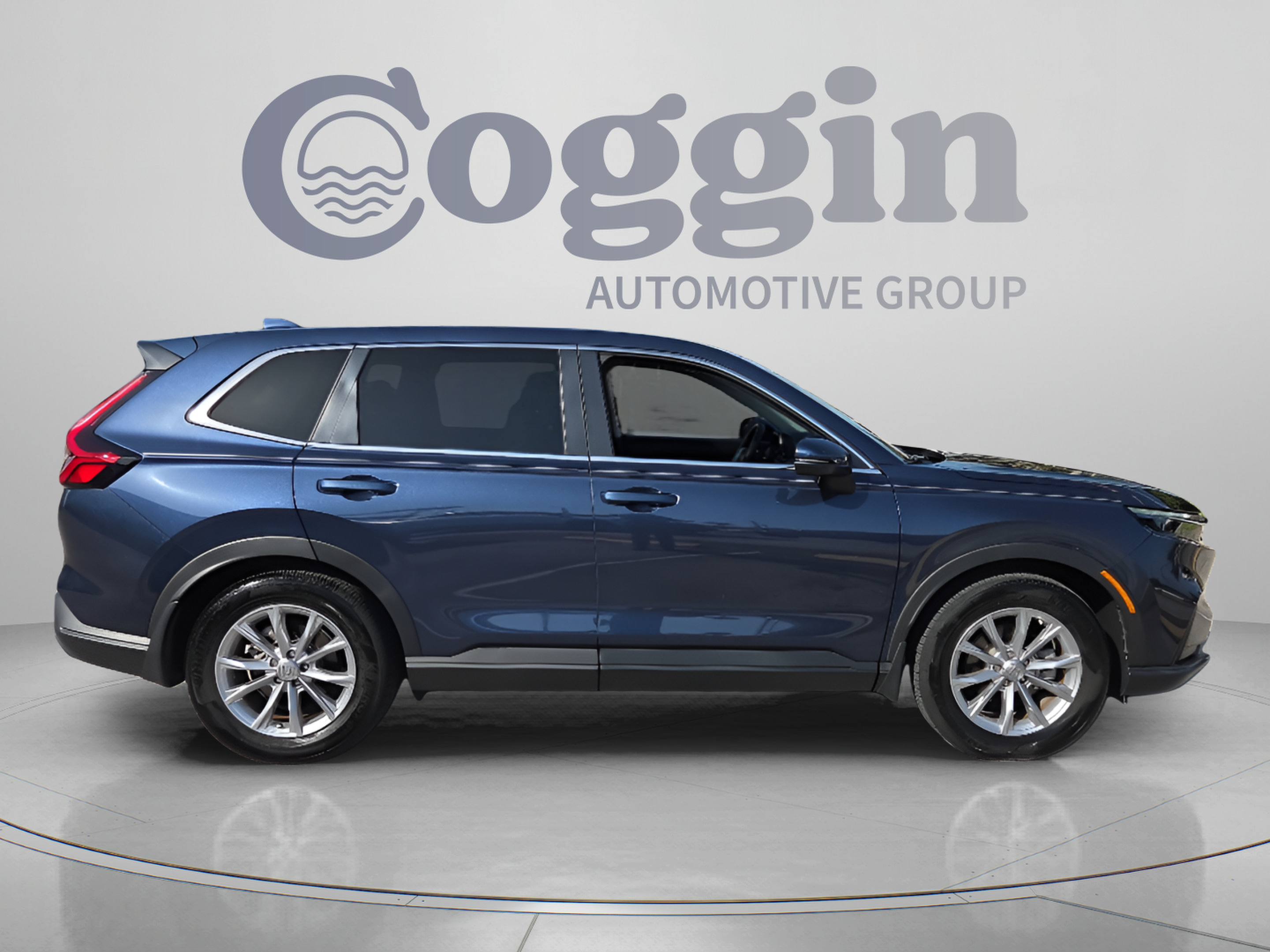 Used 2025 Honda CR-V EX image 6