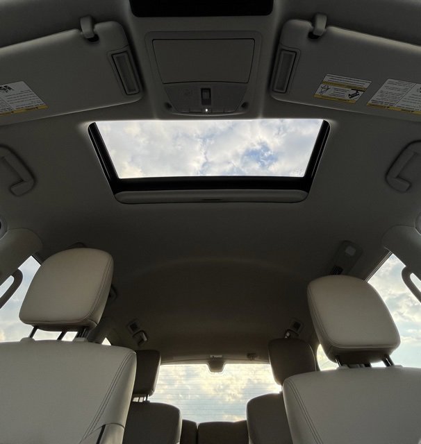 Used 2024 Nissan Armada Platinum w/ Captain's Chairs Package image 13