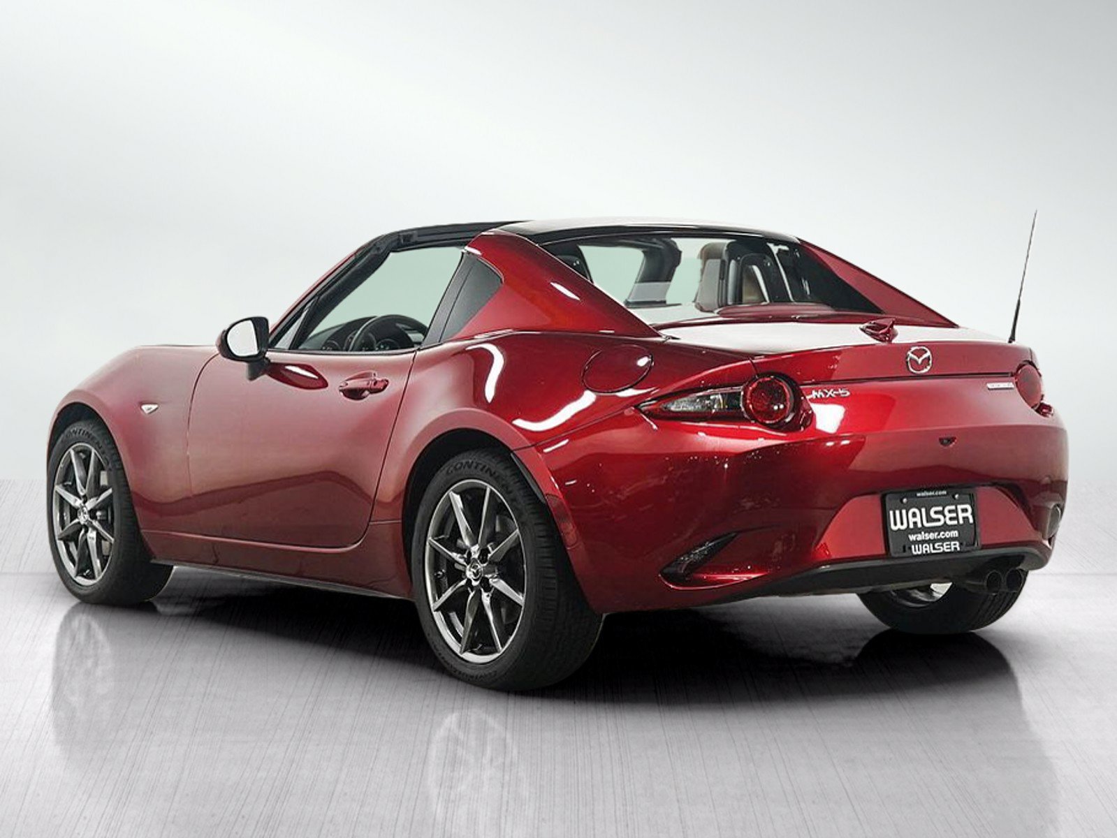 Used 2020 MAZDA MX-5 Miata RF Grand Touring RWD image 4