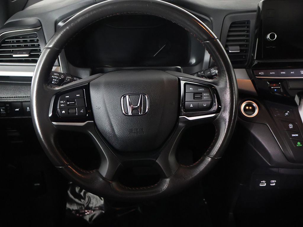 Used 2025 Honda Odyssey Sport-L image 40