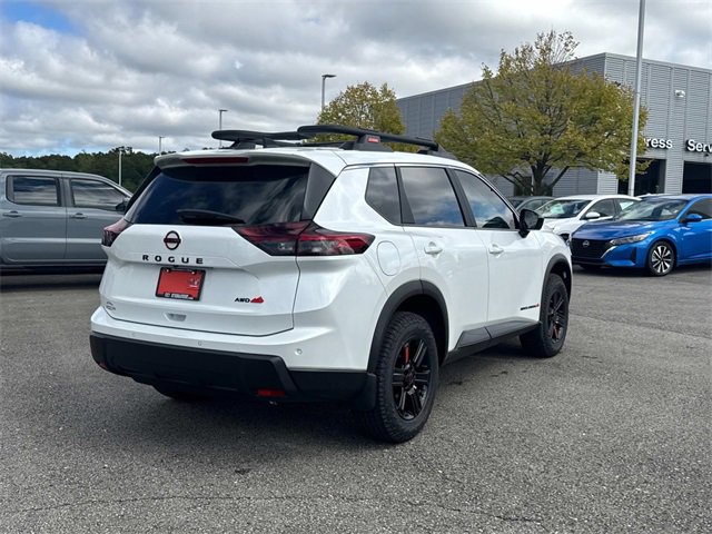 New 2026 Nissan Rogue SV image 4