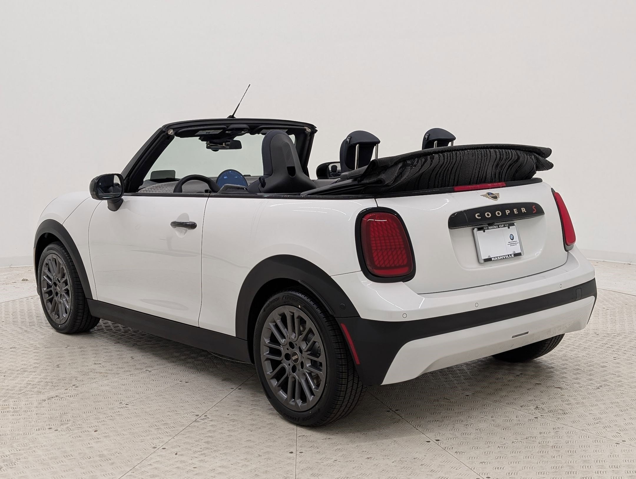 New 2026 MINI Cooper S image 3