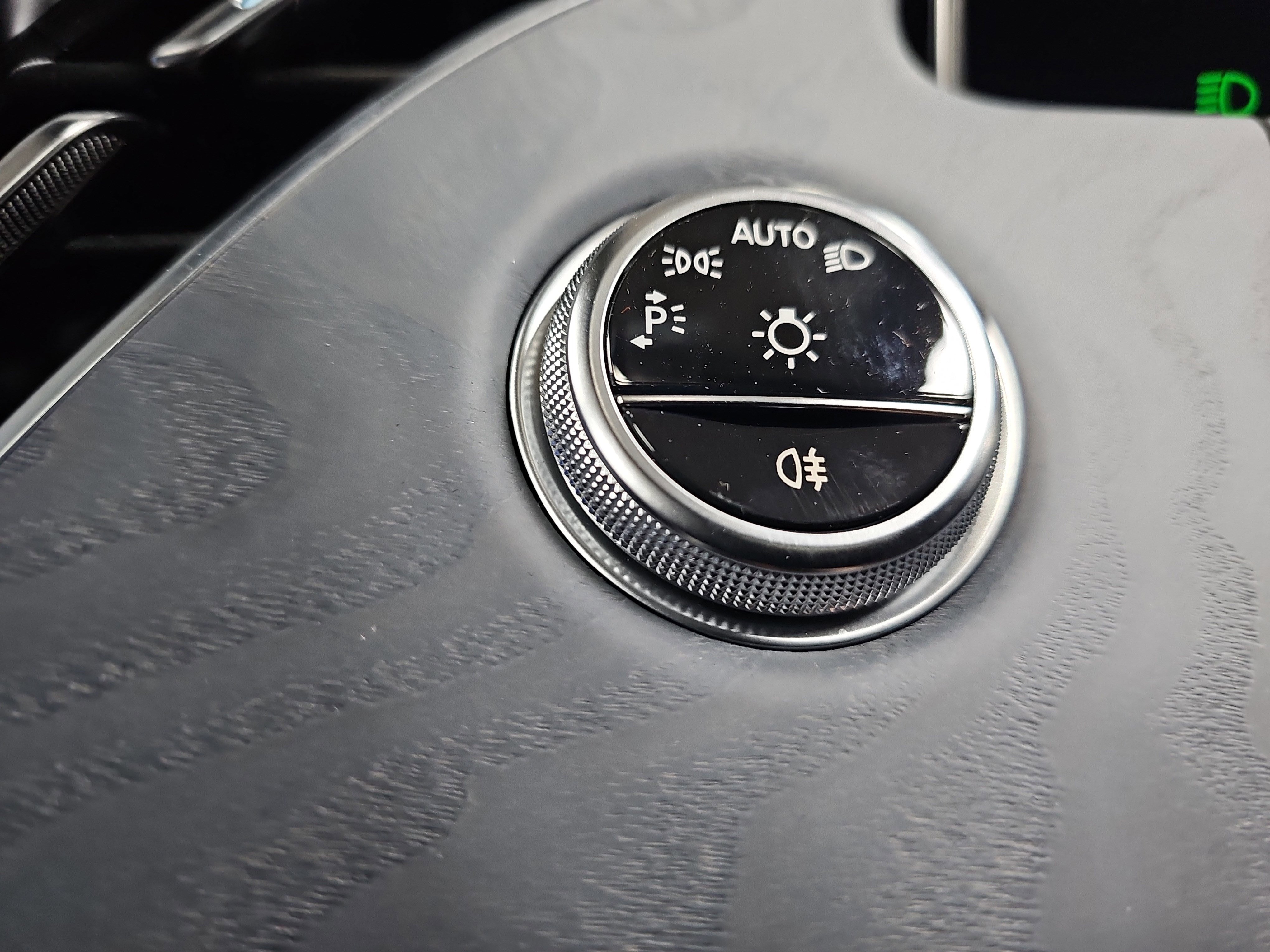 New 2026 Mercedes-Benz E 53 AMG e 4MATIC Sedan image 27