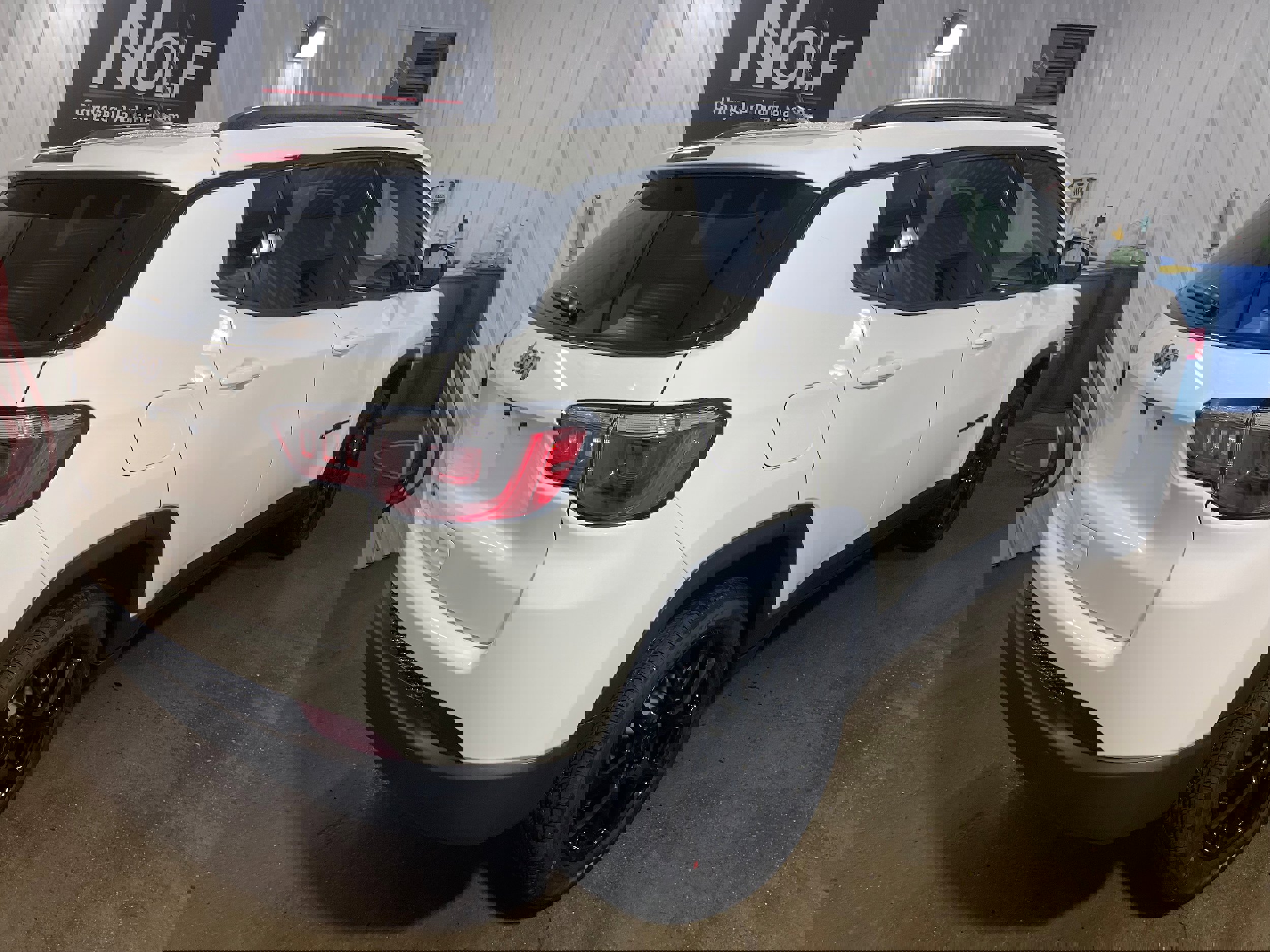 New 2026 Jeep Compass Latitude image 6