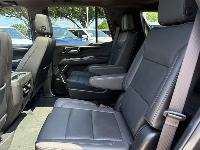 Used 2025 Chevrolet Tahoe Z71 w/ Comfort Package AWD/4WD image 23