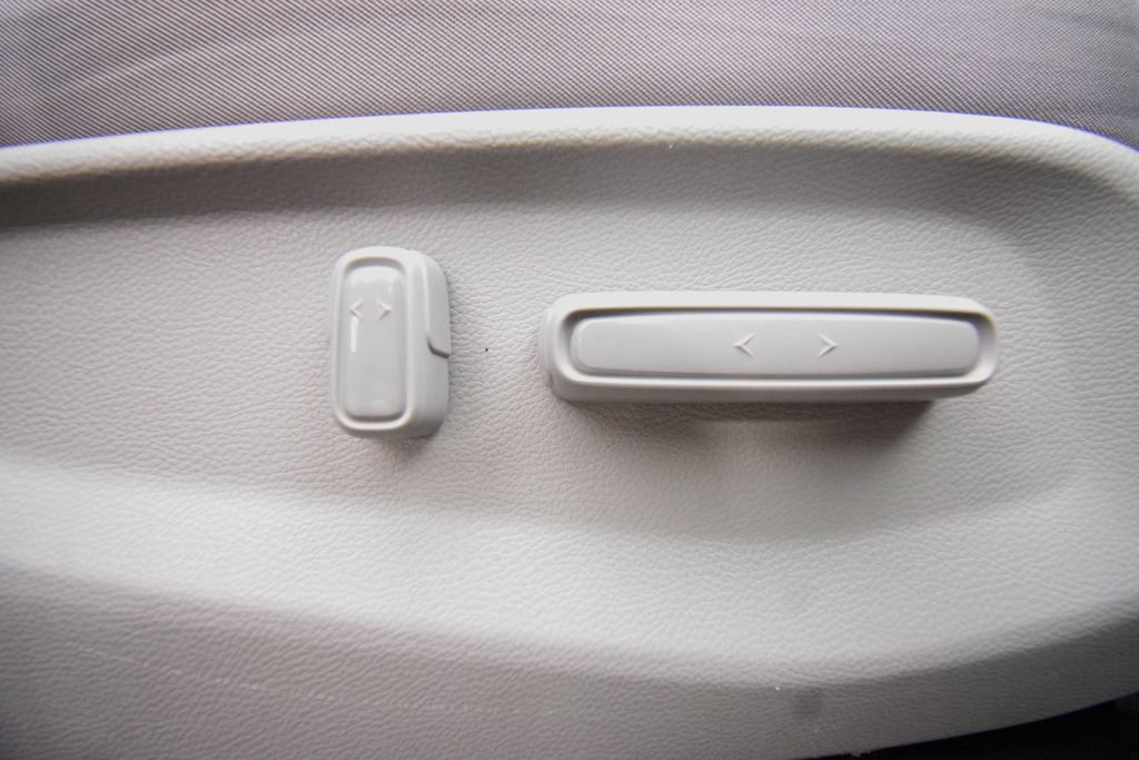 Used 2018 Honda Odyssey EX image 27