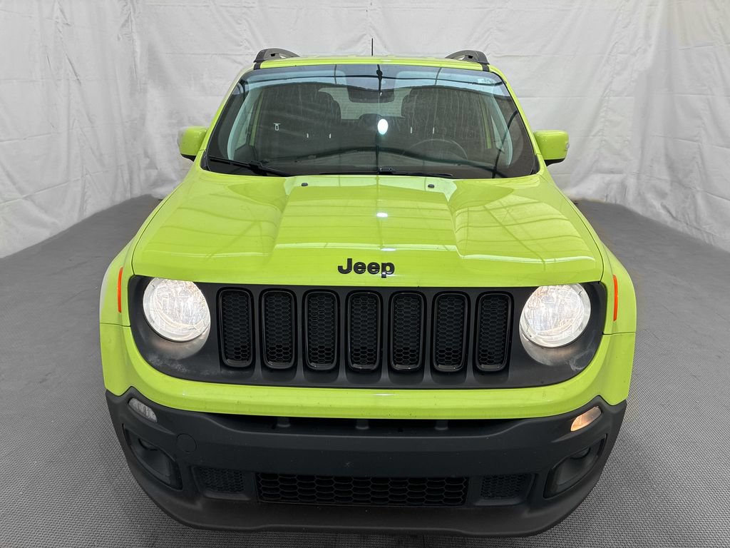 Used 2018 Jeep Renegade Altitude AWD/4WD image 2