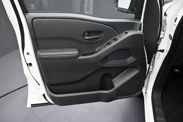 New 2026 Nissan Frontier SV w/ Tow Package RWD image 16