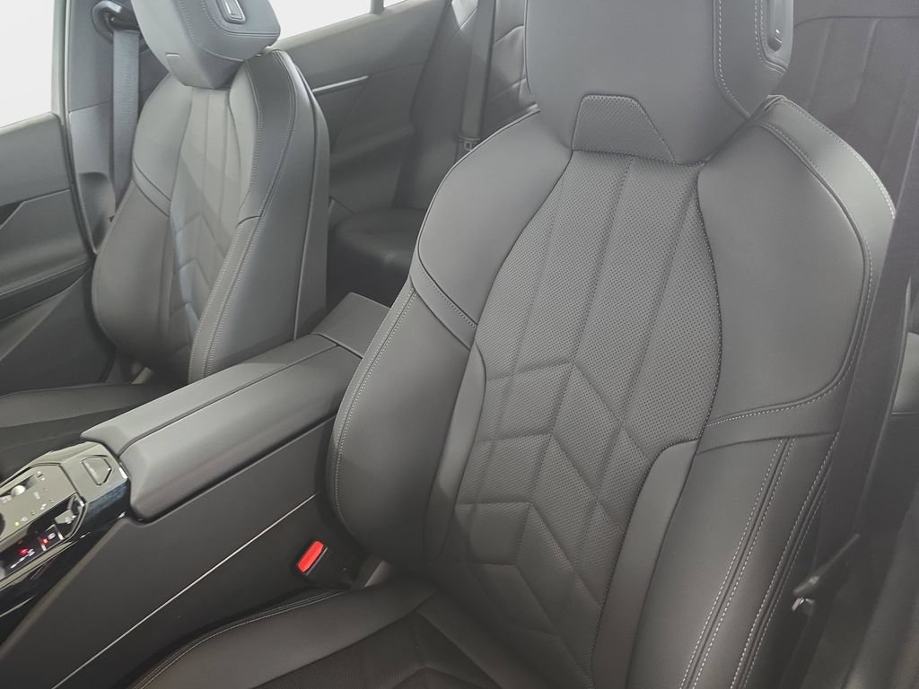 Used 2026 BMW 530i w/ M Sport Package RWD image 9