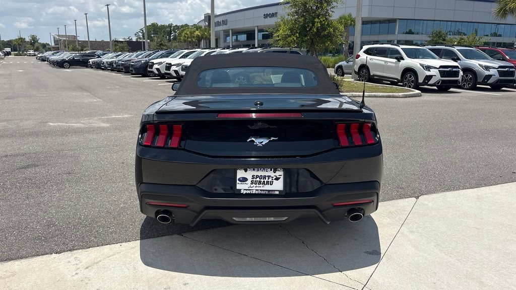 Used 2024 Ford Mustang Premium RWD image 5