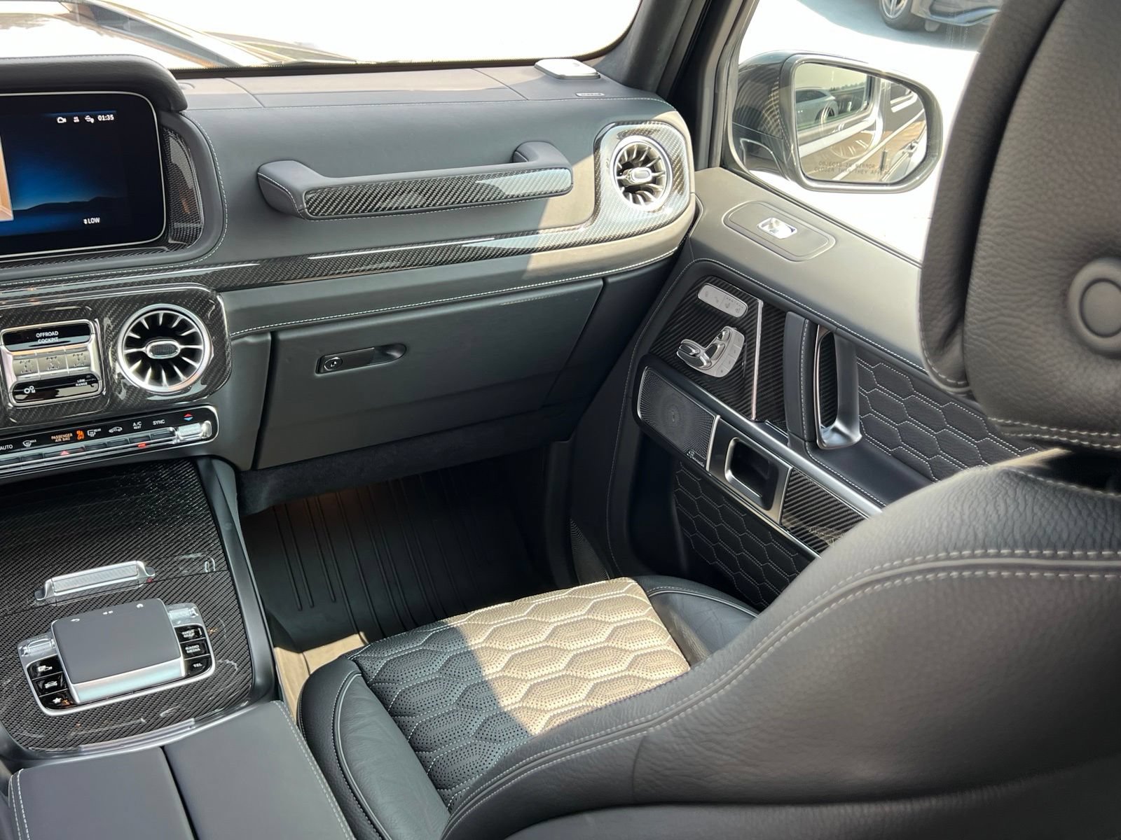 Used 2025 Mercedes-Benz G 63 AMG 4MATIC image 22