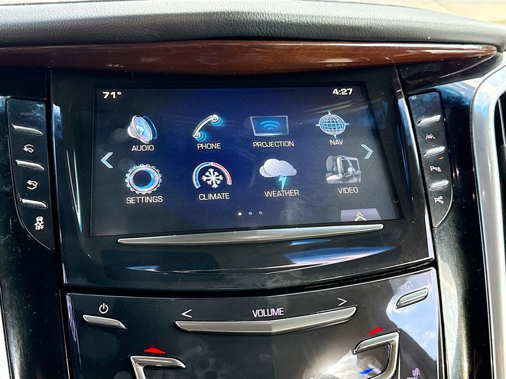 Used 2019 Cadillac Escalade Premium Luxury image 32