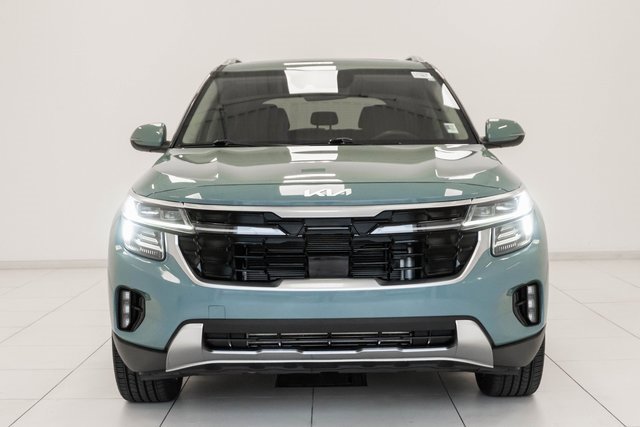 Used 2024 Kia Seltos SX w/ SX Sunroof Package image 5